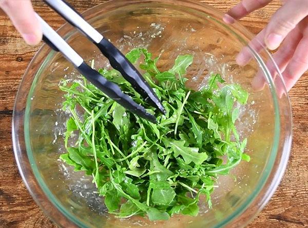 Portobello Mushroom Pizzas with Arugula Salad - Step 4